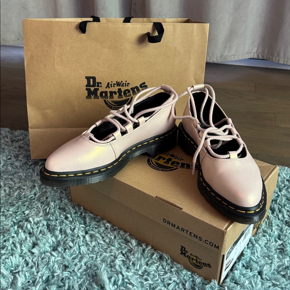 Dr. Martens Elphie II Ballet Flats (NIB)